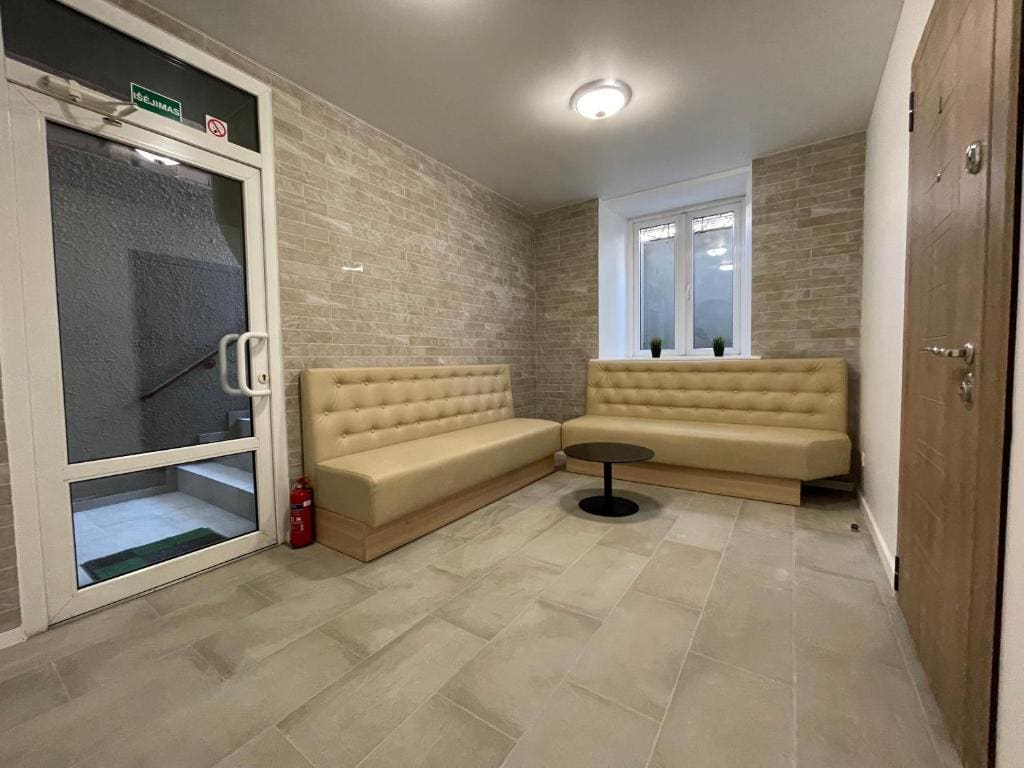 Modern guest house in city center I Room 2 - View 2