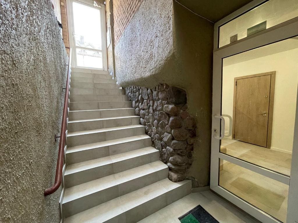 Modern guest house in city center I Room 2 - Main view