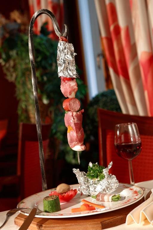 Hôtel - Restaurant " Victor Hugo" - View 6
