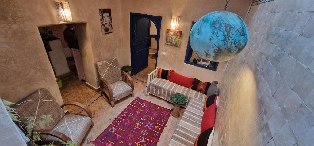 DAR DAREK FAMILY - View 5