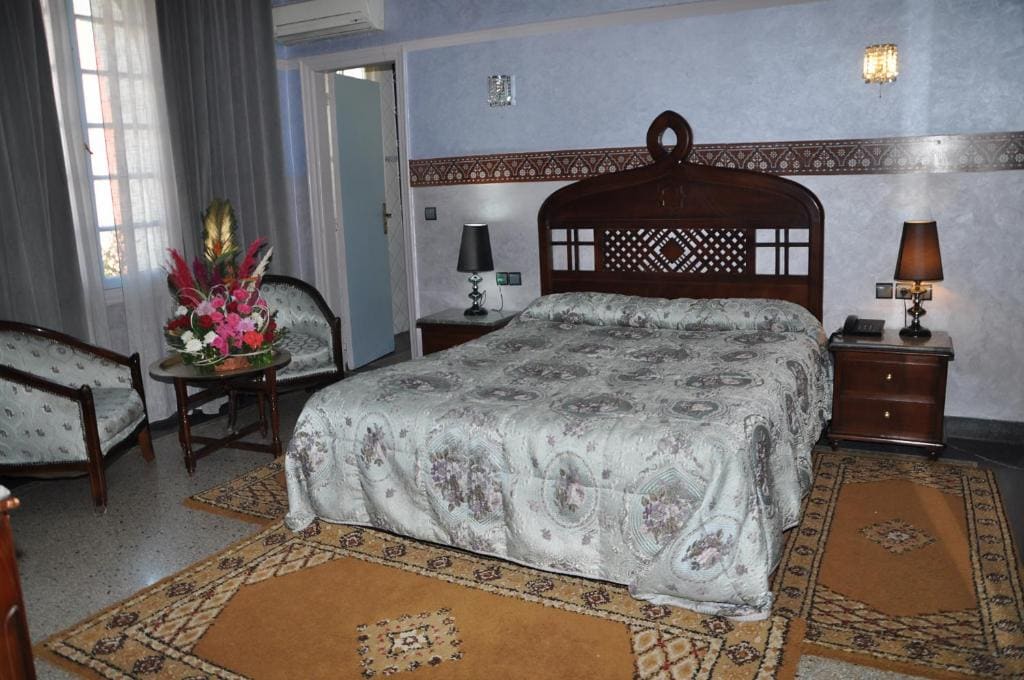 Hôtel Transatlantique - View 2