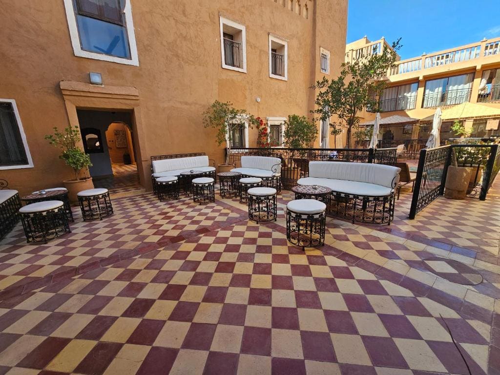 Kasbah La Cigogne - Main view