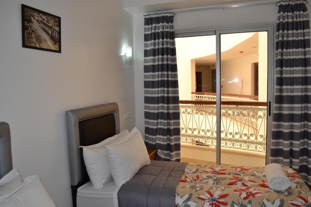 Hotel La Place - Main view