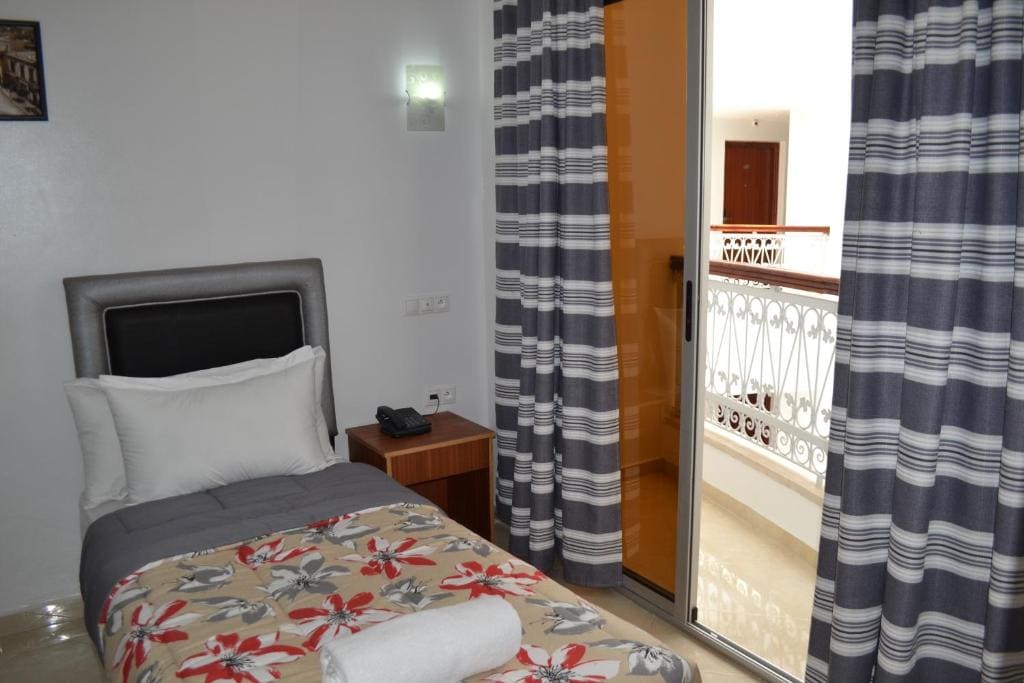 Hotel La Place - View 2