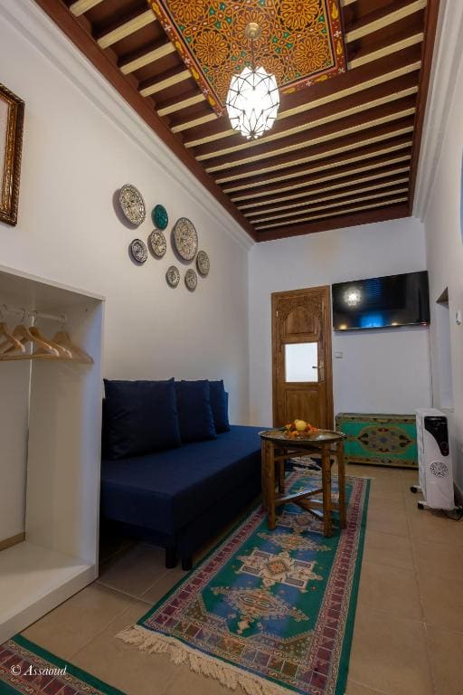 Riad Bin Souaki - View 2