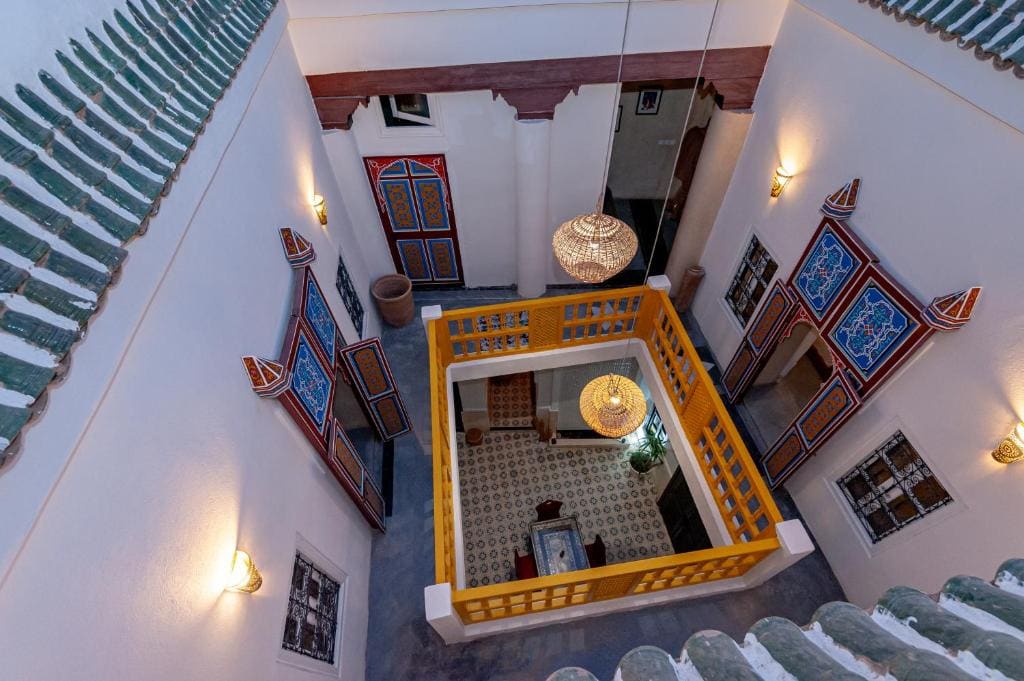 Riad GUENAOUA - Main view