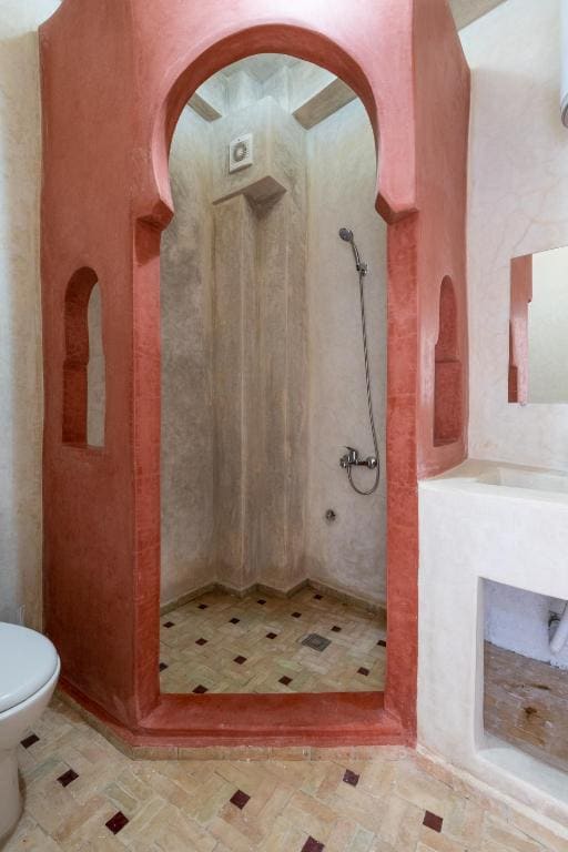Riad SULTANA - Main view