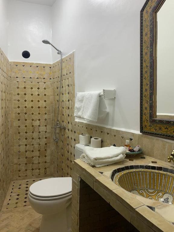 Riad Tingis - Main view