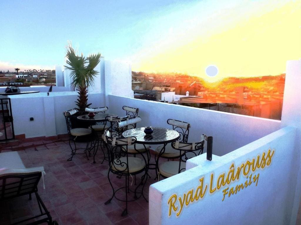 Ryad Laârouss Family - View 3