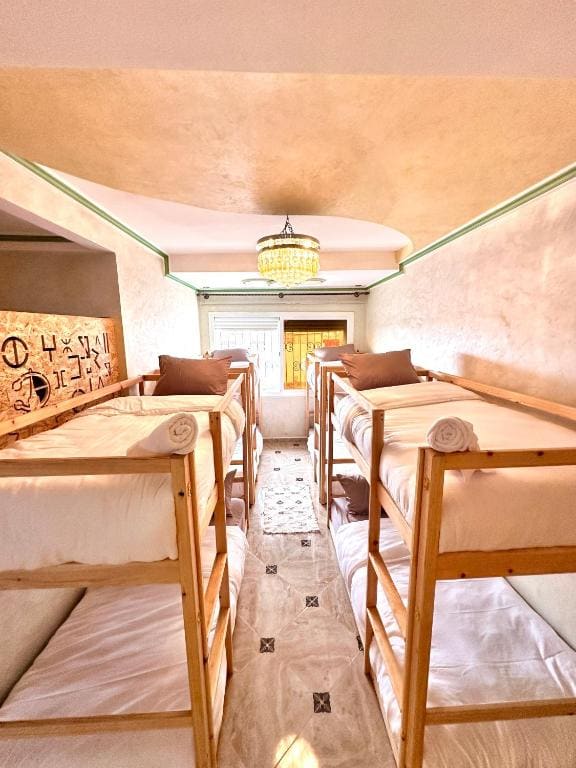 Shared Room Balance Surf Camp Feel Home - View 2