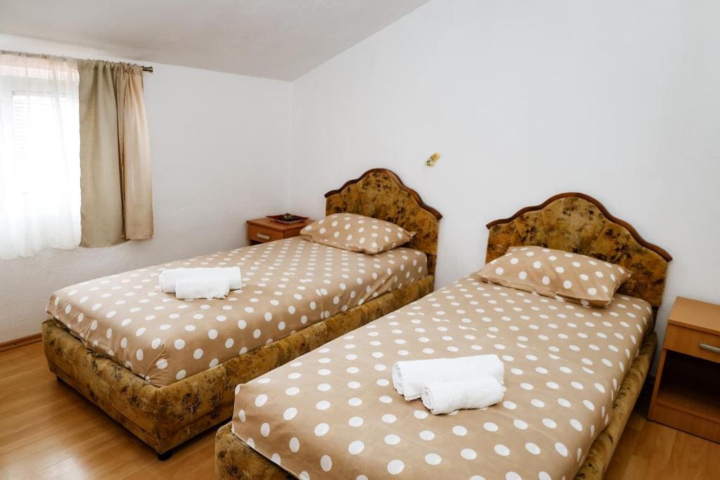 Apartments Djukic - View 7