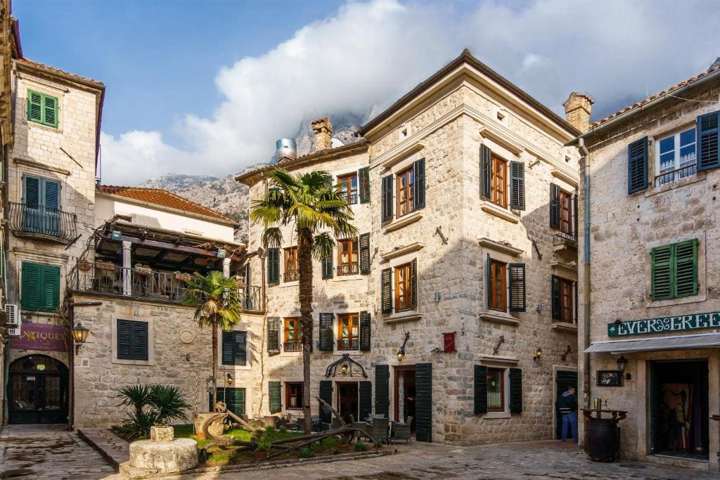 Hotel Monte Cristo - Main view