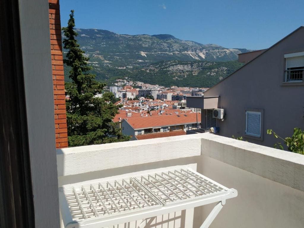 Villa Budvanka Guesthouse - Main view