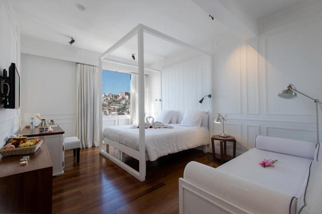 Grand Hotel Urban - View 2