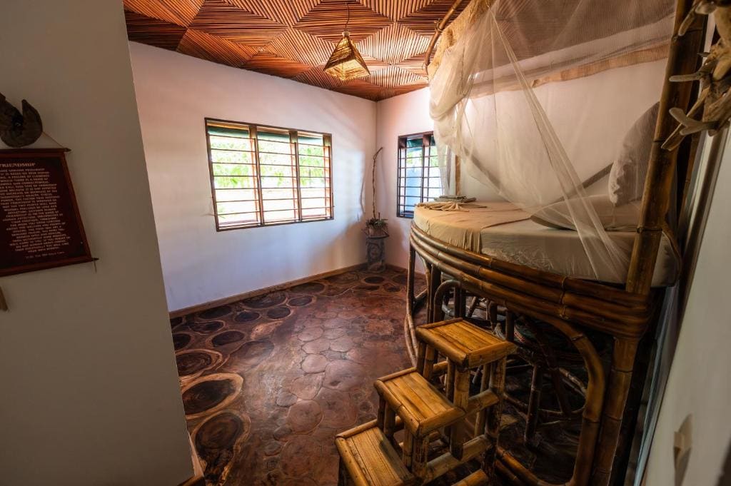 Shambala Madagascar: Beachfront Lodge And Adventures - View 2