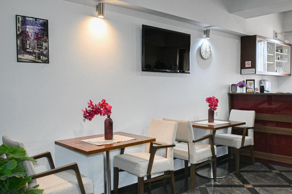 City5 ROOMS & SUITES by LSA - Main view