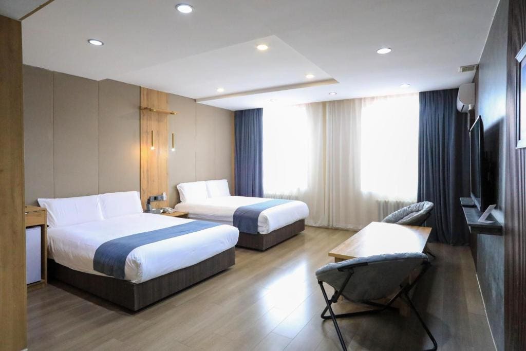 50100 Hotel - View 7