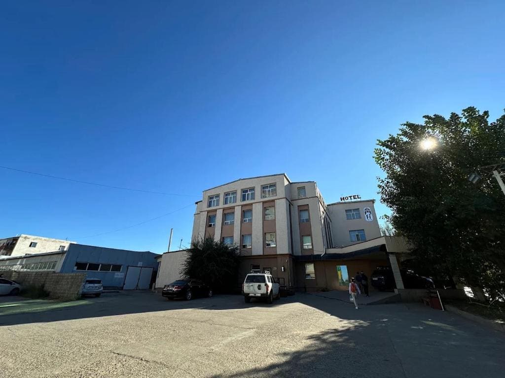 50100 Hotel - Main view