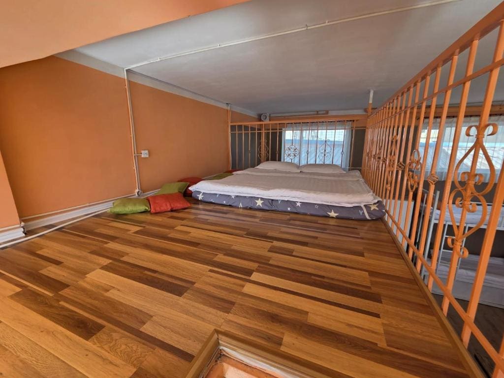 Danista Nomads Tour Hostel - View 4