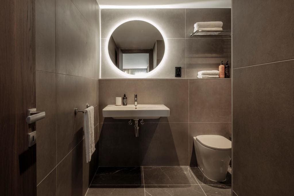 Isabella Suites - View 7
