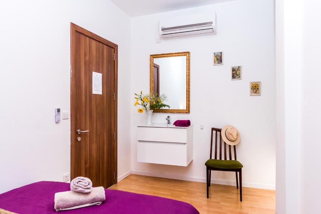 Marco Polo Party Hostel - View 2