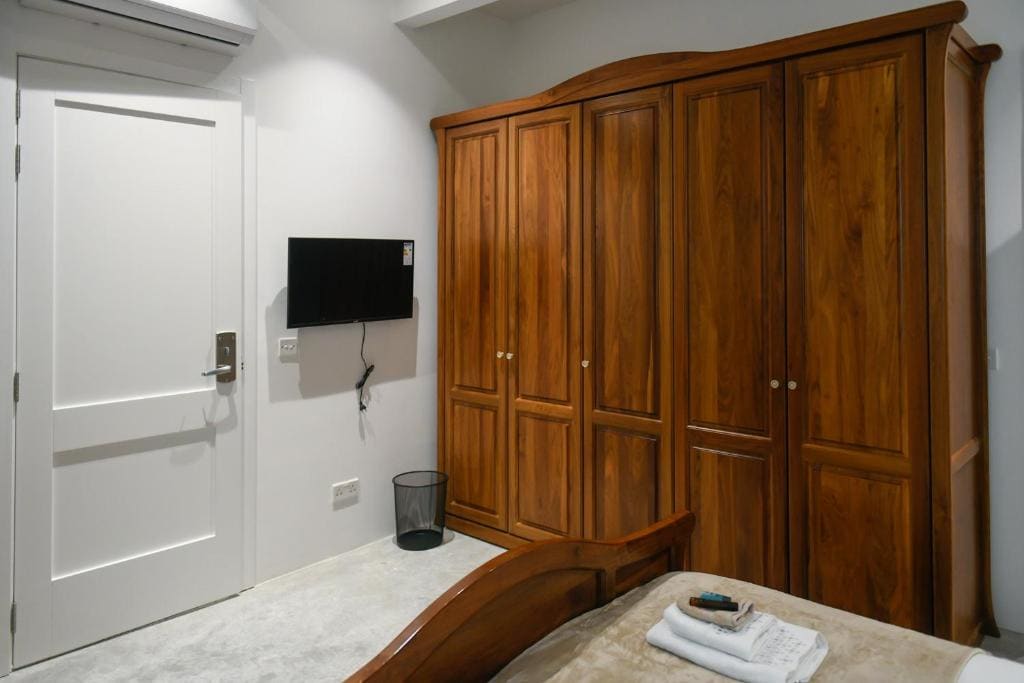 Privilege Suite - View 2