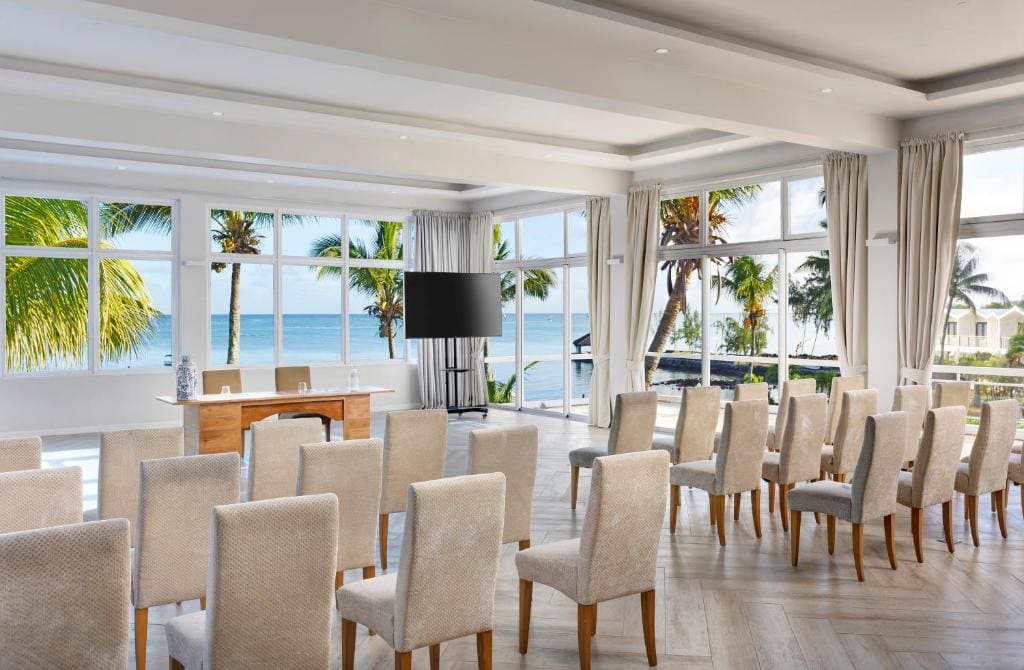 Coral Azur Beach Resort Mont Choisy - View 3