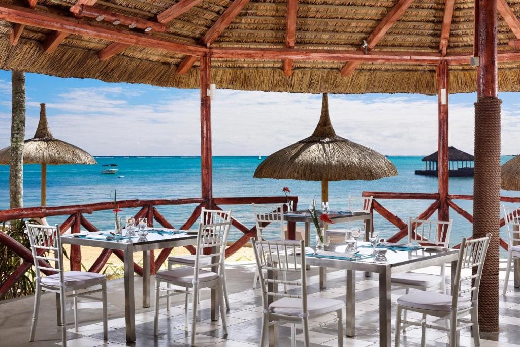 Coral Azur Beach Resort Mont Choisy - View 4