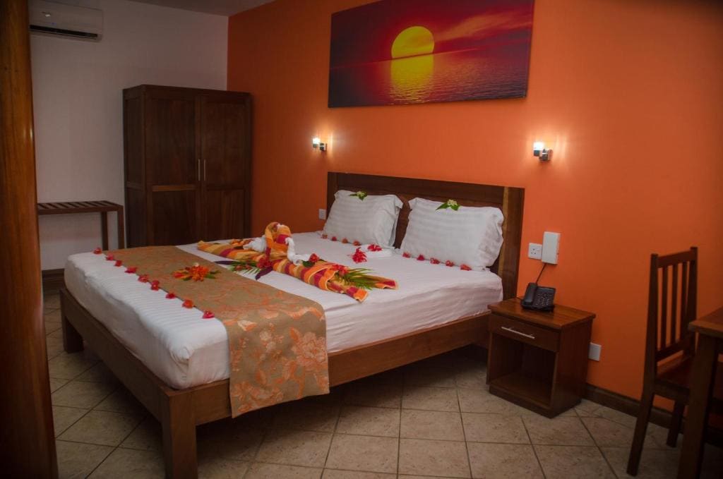 Sunset Reef Resort & Spa - View 2