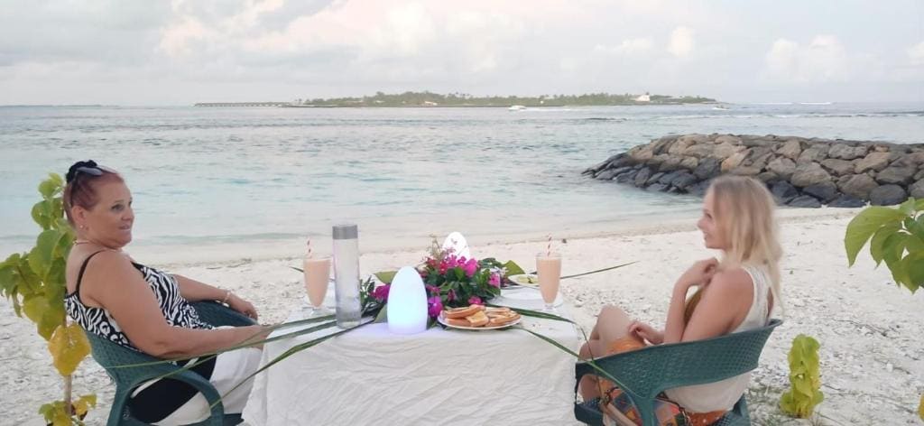Batuta Maldives Surf View - 写真 7