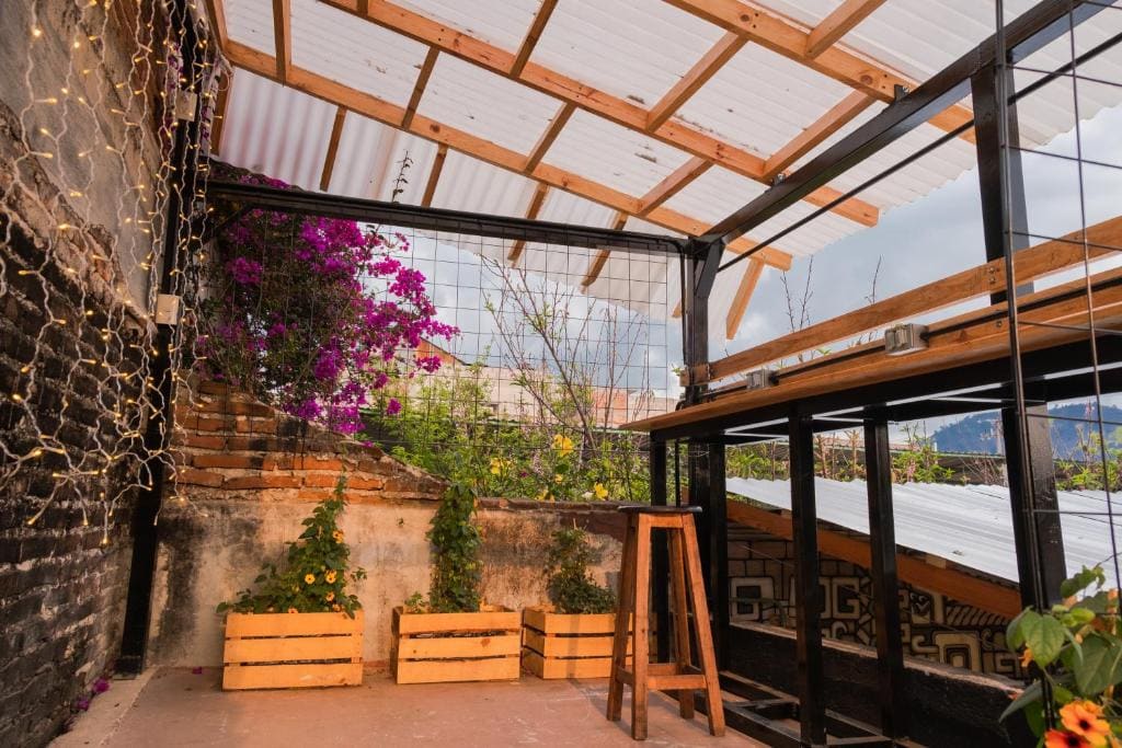 13 Cielos Hostel & Coworking - View 6