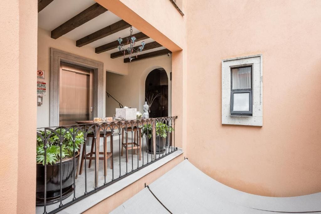 Artesana - Privately Owned Rosewood Residence - View 4