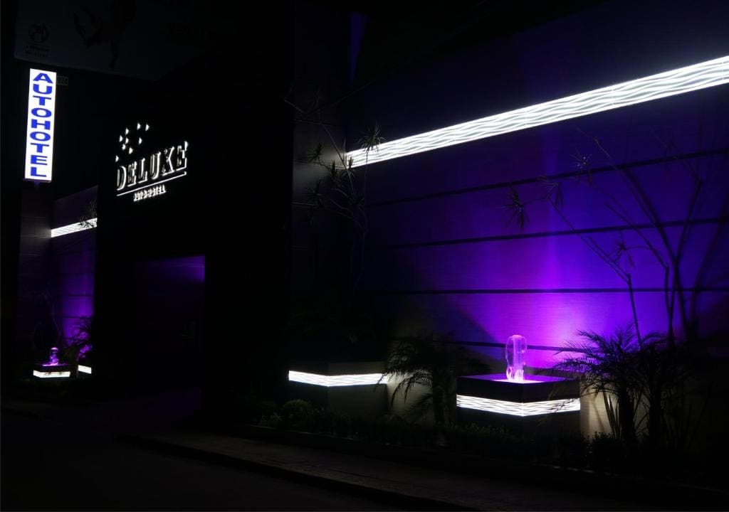Auto Hotel Deluxe - View 4
