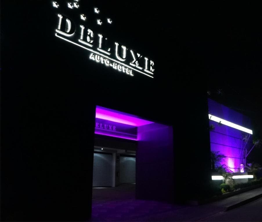 Auto Hotel Deluxe - View 3