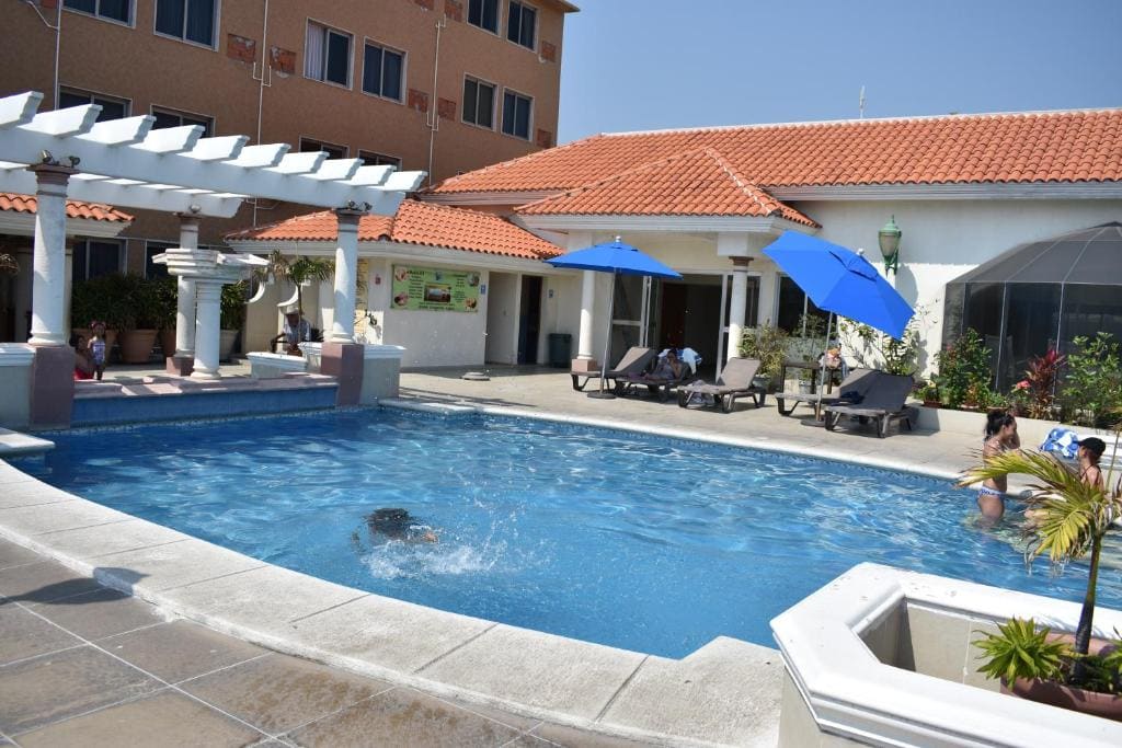 Hotel Baluarte - View 4