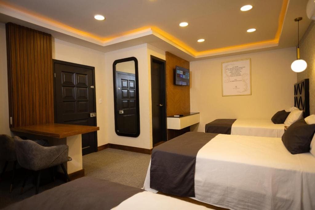 Hotel Boutique Lumiere - View 4