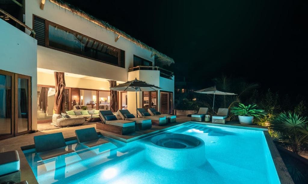 Casa Punta Coco & Beach Club - View 3