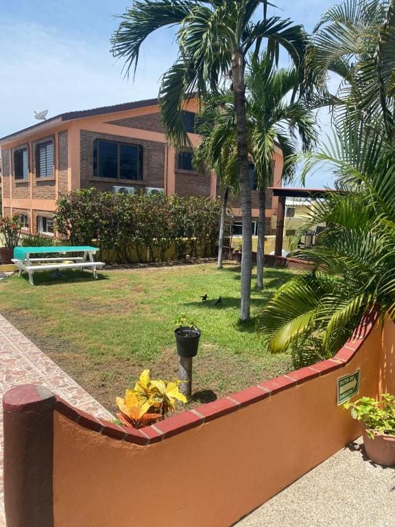 Casitas Las Palmas - La Brisa - View 2