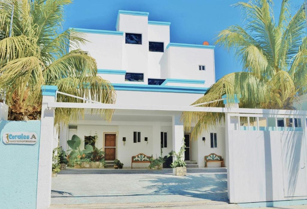 Corales Suites - Main view