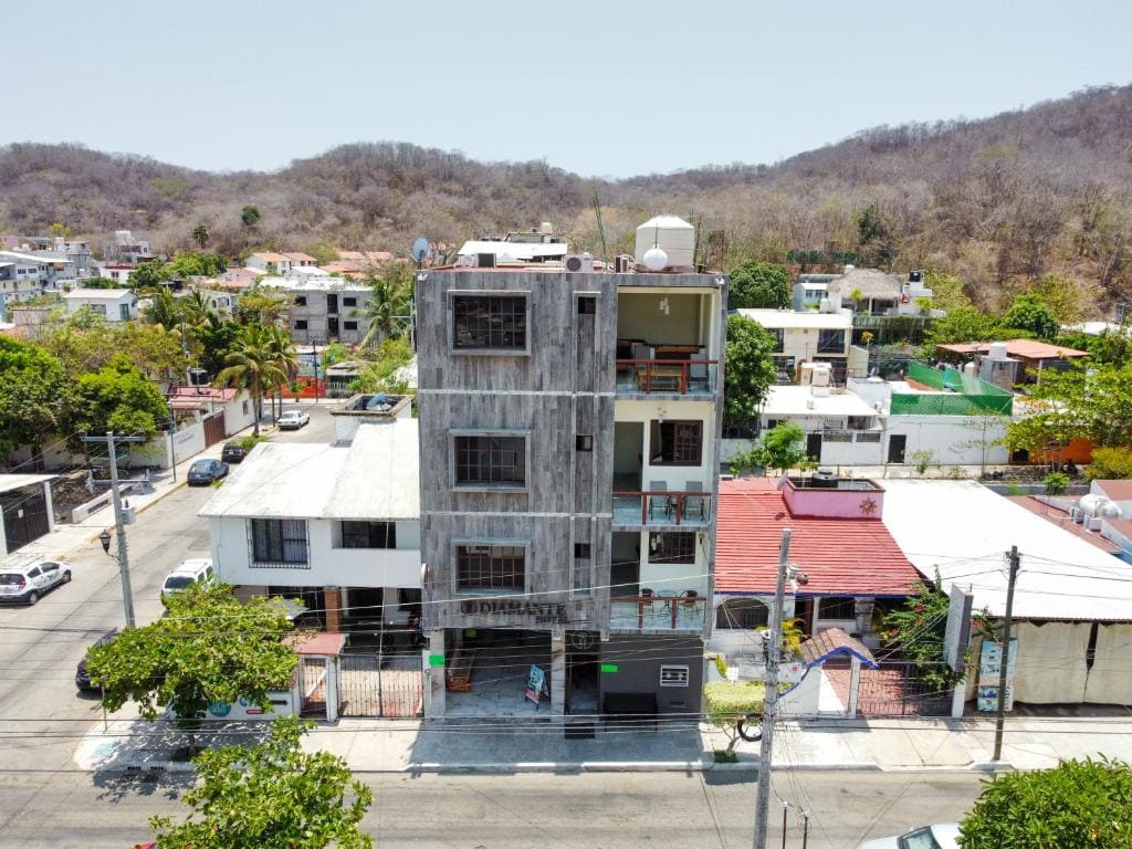 Hotel Diamante - Main view