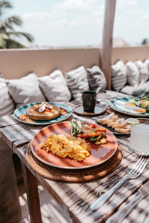 Dos Mares Barefoot Luxury - View 5