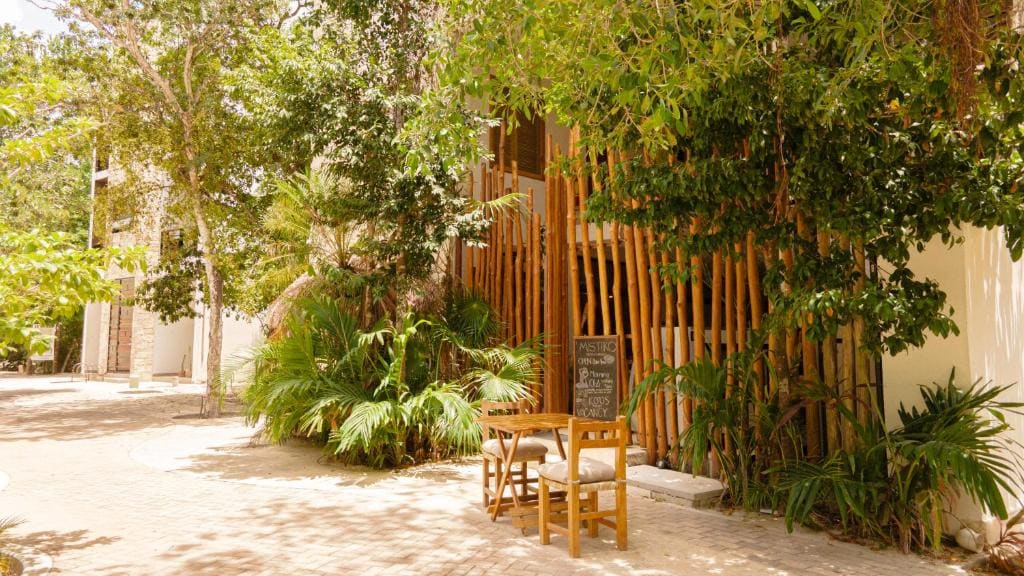 Koos Tulum Hotel - Main view