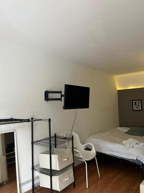 Linda Habitacion privada con balcon en Polanco - View 4