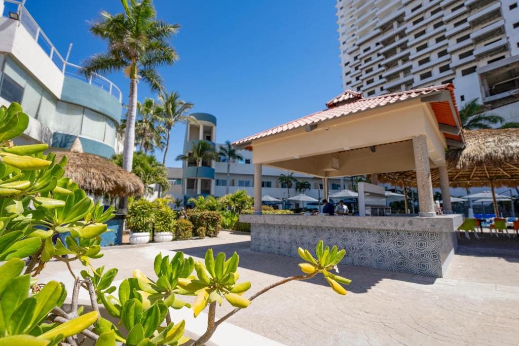 Sunset Palace Beach Hotel - All Inclusive - Main view