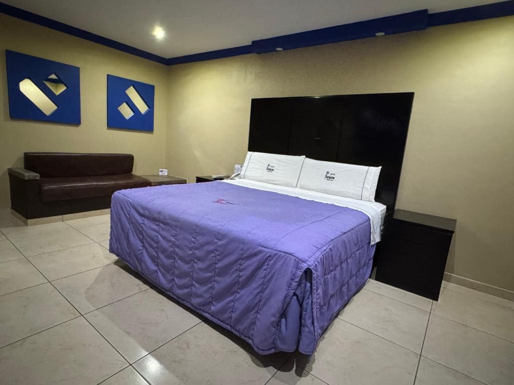 Motel El Peñon - View 4