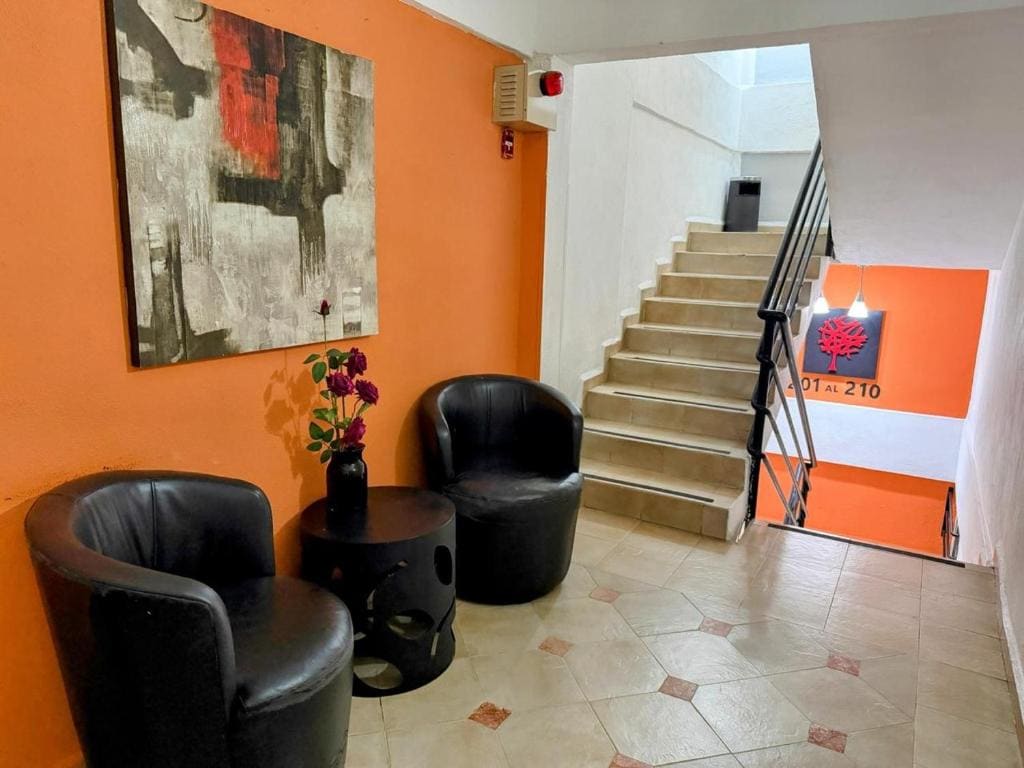 Hotel Nueva Zelanda - Main view