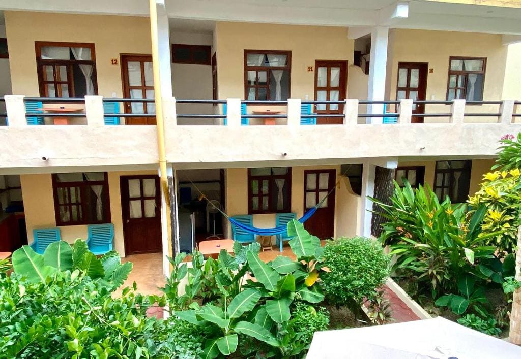 Hotel Papaya Surf - मुख्य व्यू