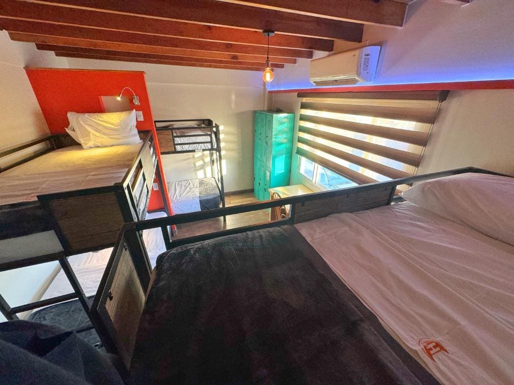 Paris Hostel — Ansicht 4