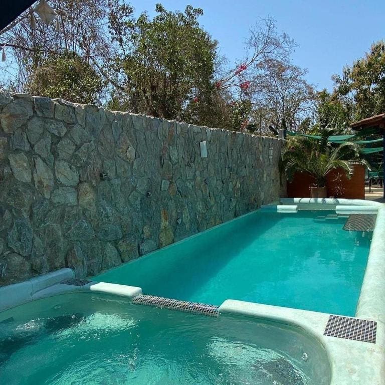 Hotel Restaurante Mi Jardin Troncones - View 2