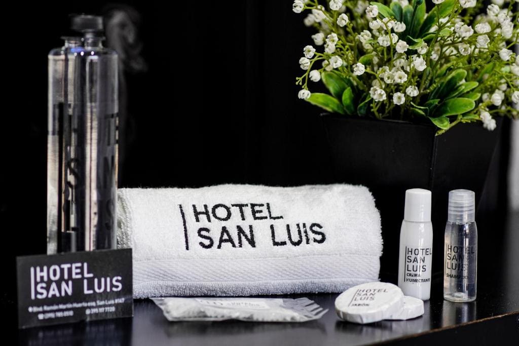 Hotel San Luis - Main view